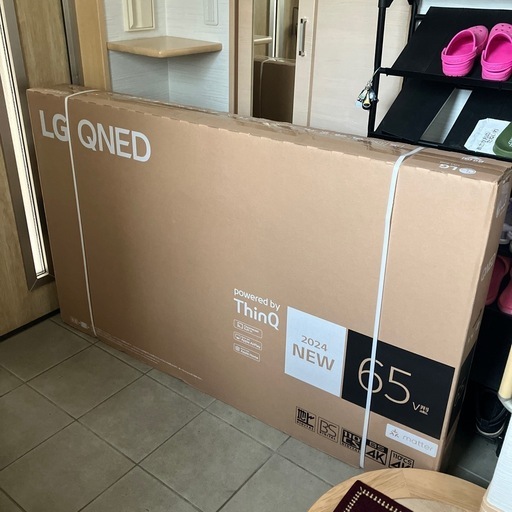 新品未開封　液晶テレビ　65v型
