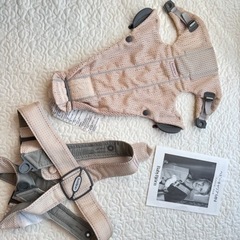 ベビービョルン　ベビーキャリアミニ　エアーメッシュ　 カラー：パ...