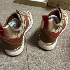 マイケルコース　MK スニーカー　USの画像
