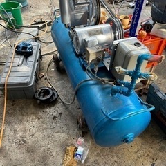 エアーコンプレッサーの画像