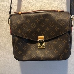 LOUIS VUITTONバッグ