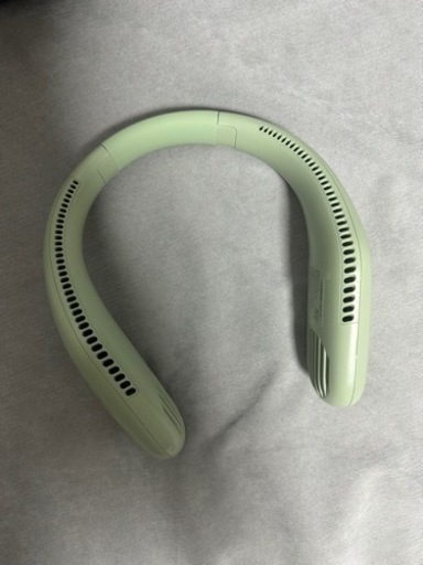 ネッククーラー　首かけ　ファン　扇風機　ネックファン　美品
