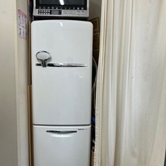 販売終了　ノスタルジックデザイン冷蔵庫