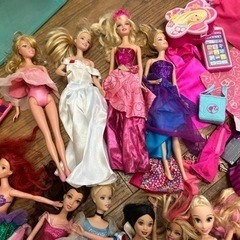大幅に値下げ！！Barbie大量まとめ売りの画像