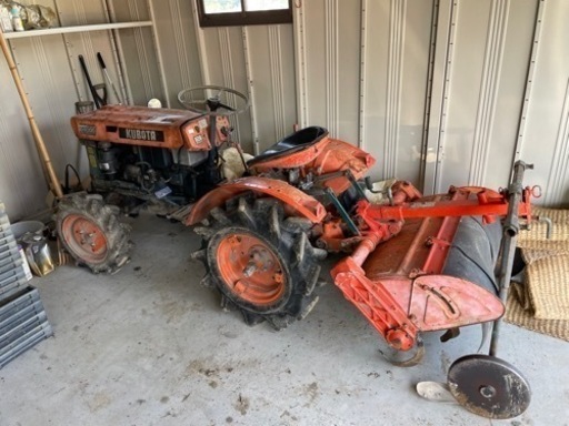 クボタB6000四駆