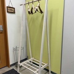 販売終了　木製ハンガー