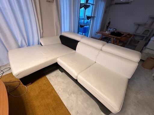 【さらに値下げしました】3人掛けソファ(本革)