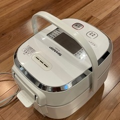 【受け渡し予定者決定】炊飯器⭐️無料⭐️の画像