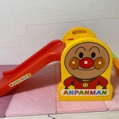 アンパンマンすべり台の画像