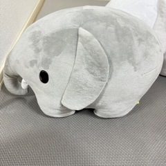 ぬいぐるみ ブルーナ 像