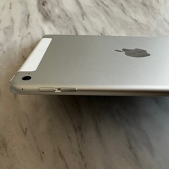 美品　iPad4 mini 16GB  WIFI モデル　アイパッド　第4世代の画像