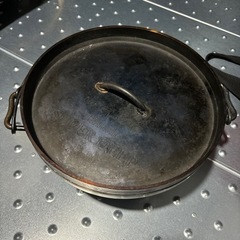 ユニフレームのダッチオーブン12インチの画像