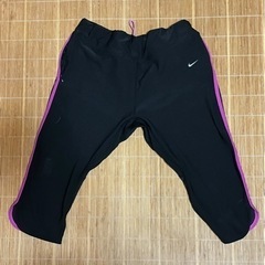 ナイキ トレーニングレギンス レギパン 膝下丈　黒 ブラック　M...