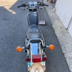 ヤマハSR400 キャブ最終型の画像