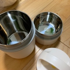 【終了】未使用品★保温ランチジャー★弁当箱2個セットの画像