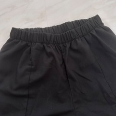 SHEIN Mサイズ 黒 パンツの画像