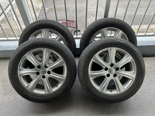 マジェスタ　純正ホイール　タイヤ　225/55R17 バリ溝