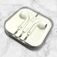 【新品未使用】iPhone❤純正　イヤホン　2個セットの画像