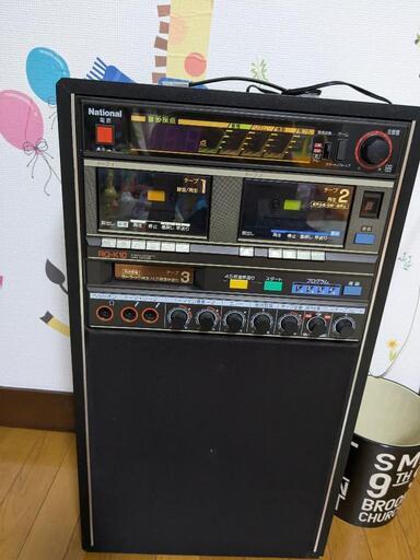 カラオケ機械