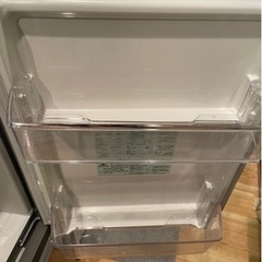 【決まりました】アクア冷蔵庫　パーツ割れジャンク品の画像