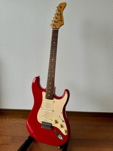 FERNANDES フェルナンデス　エレキギター　ストラトタイプ　ソフトケースとチューナー付き