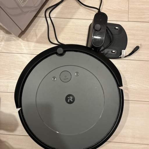 受け渡し予定者決まりました！アイロボット　ルンバ　i2 動作確認済みです