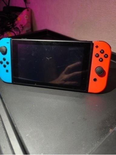 NITENDO SWITCH 