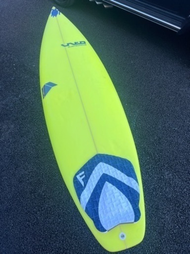 【限定】into surfboards