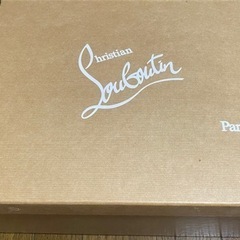 ルブタン スニーカーの画像