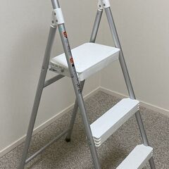 折りたたみステップ3段（脚立）アイリスオーヤマ