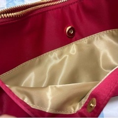 新品クラッチバッグ TeflonTM fabric protect V赤の画像