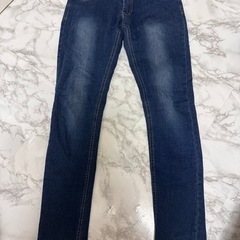 🤍ぎゃうデニム　ヒップカットデニムの画像