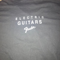 UNIQLO＋fenderコラボTシャツ　の画像