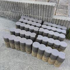 庭仕切るやつ10個(名前が分からない)