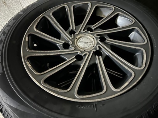 値下げ‼️16インチ　スタッドレス　ハイエース