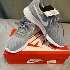 NIKE タンジュン　⭐︎新品未使用⭐︎