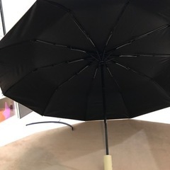 値下げ‼️ 
自動開閉  折り畳み日傘(雨と兼用)の画像