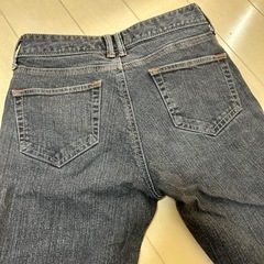 黒ジーンズの画像