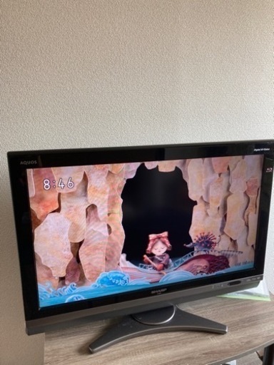 シャープ製　AQUOS  テレビ　32インチ