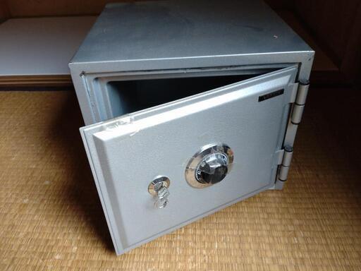 ★中古の金庫