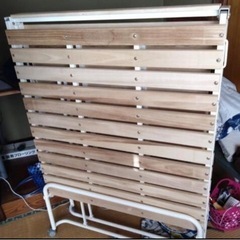 折りたたみスノコベッド