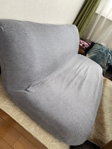 フロアソファー