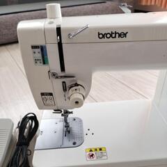 業務用ミシンの画像