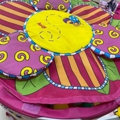 ボールと入れ物の画像