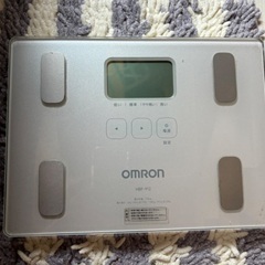 OMRON  体重計　ヘルスメーター　無料