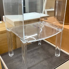 Kartell(カルテル)サイドテーブルのご紹介です！