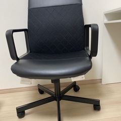 【使用半年】デスクチェア（ローラー付き椅子）
