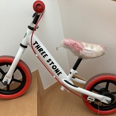 初めての自転車　ストライダー似　キックバイク　バランスバイク　ランバイク 幼児用　子供用　ペダルなし　自転車の画像