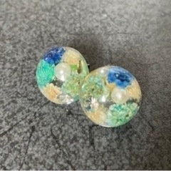 ピアス