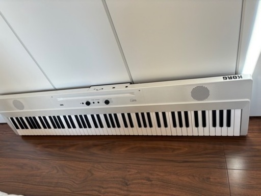 最終値下げ　新品同様のキーボード、イスとスタンドおつけします。